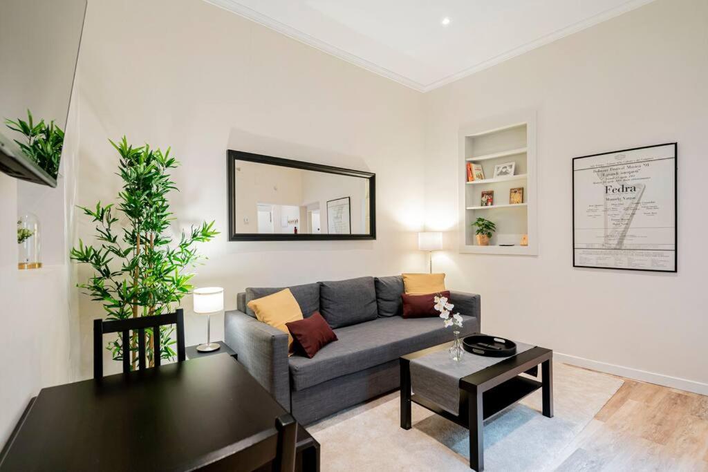 Victor Apartments Prado 马德里 外观 照片